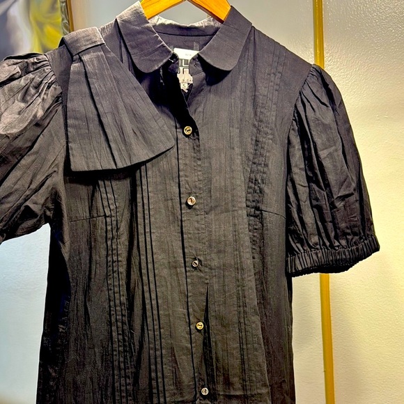 Men's Black Short Sleeve Shirt